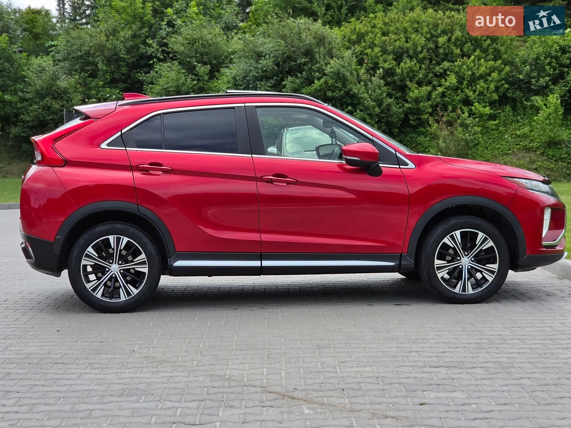 2018 Mitsubishi Eclipse Cross - мініатюра 12