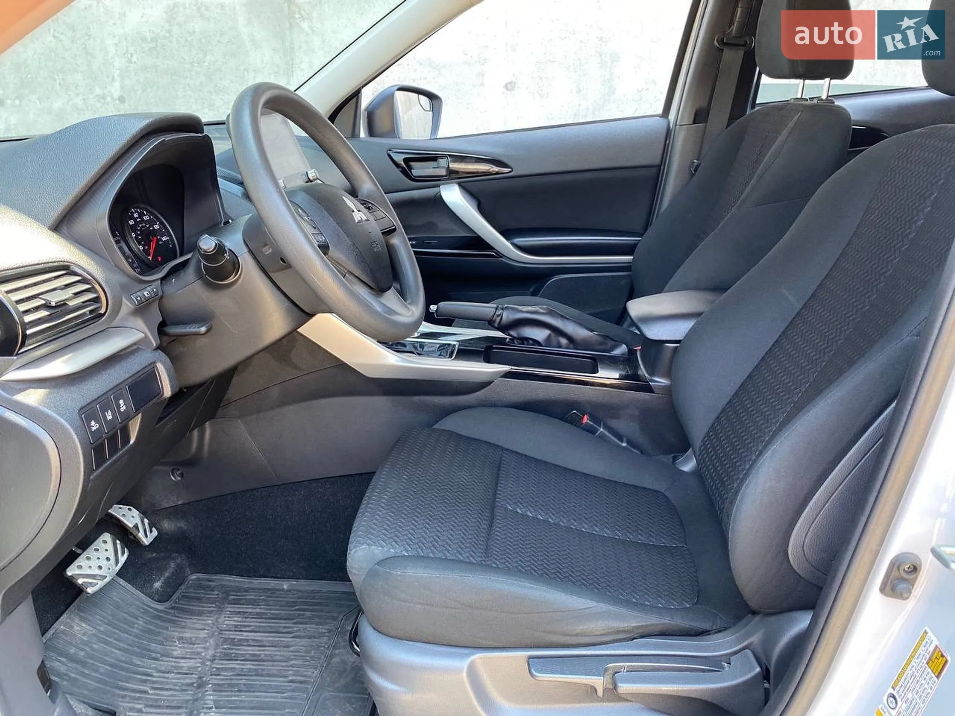 2021 Mitsubishi Eclipse Cross - мініатюра 9
