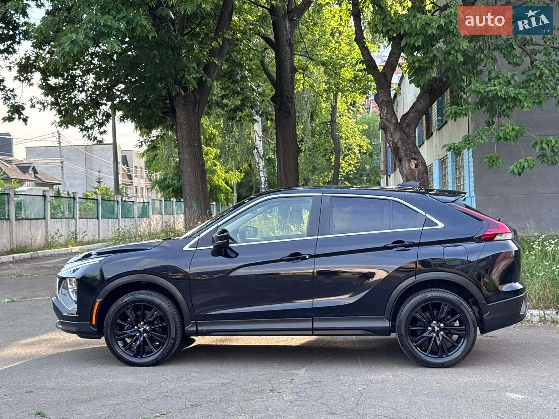 2022 Mitsubishi Eclipse Cross - мініатюра 27