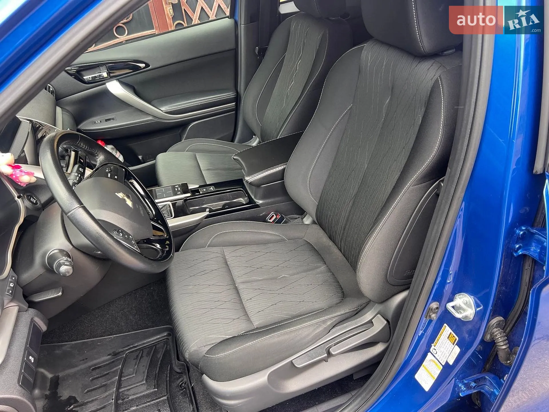 2018 Mitsubishi Eclipse Cross - мініатюра 28