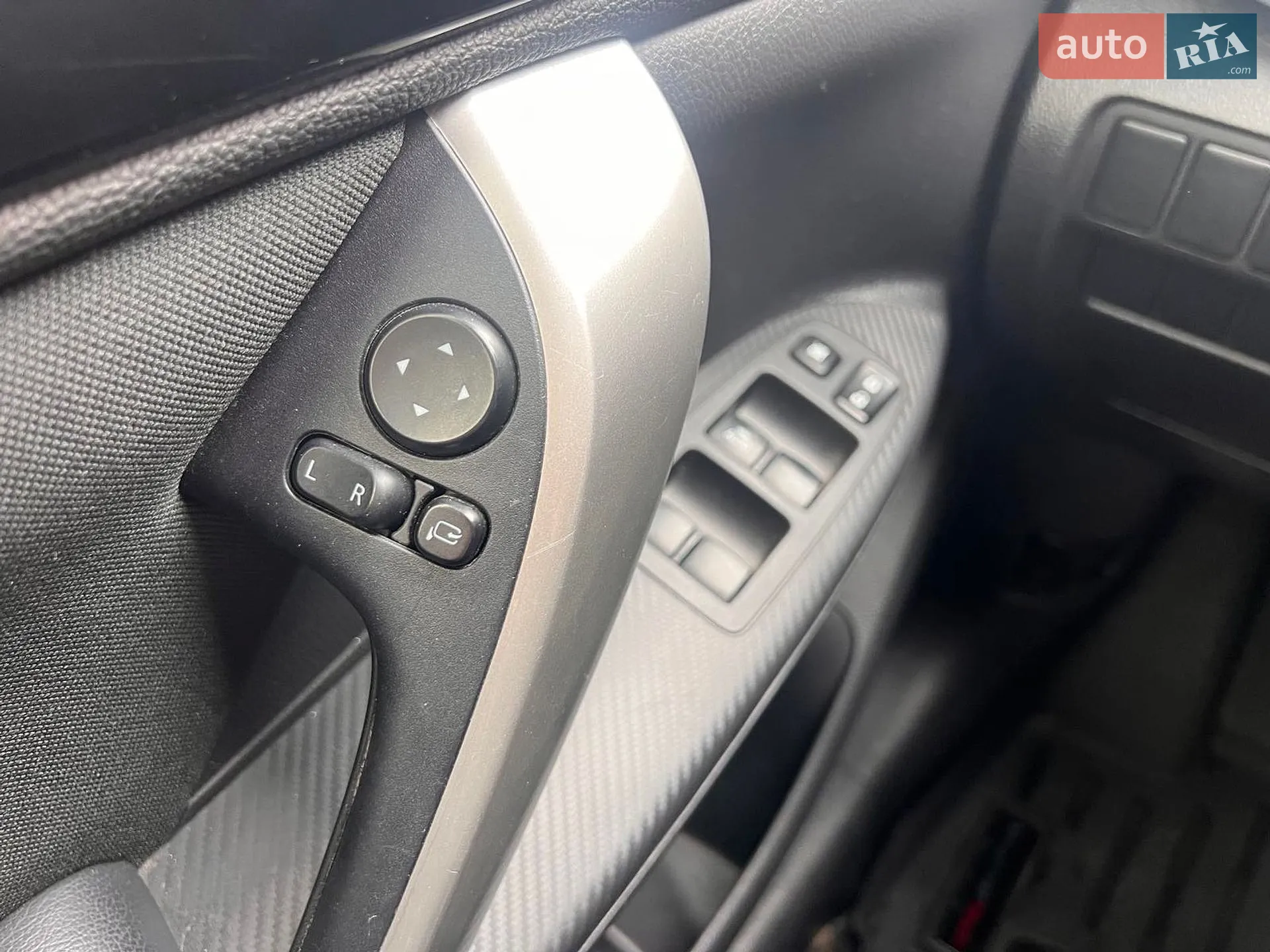 2018 Mitsubishi Eclipse Cross - мініатюра 30