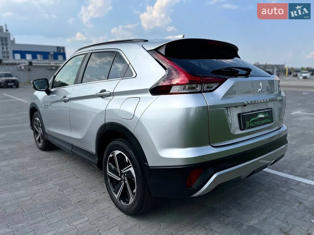 2021 Mitsubishi Eclipse Cross - мініатюра 8