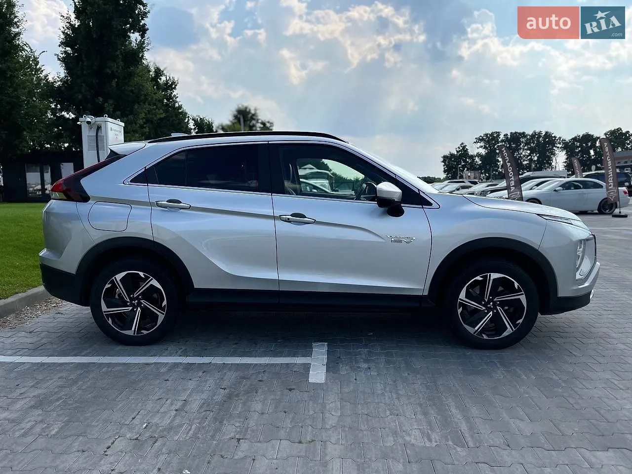 2021 Mitsubishi Eclipse Cross - мініатюра 7