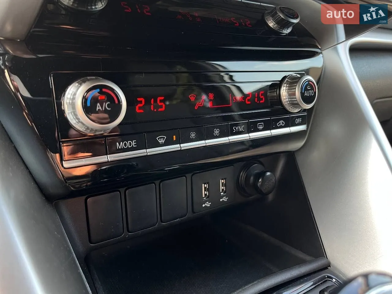 2021 Mitsubishi Eclipse Cross - мініатюра 36