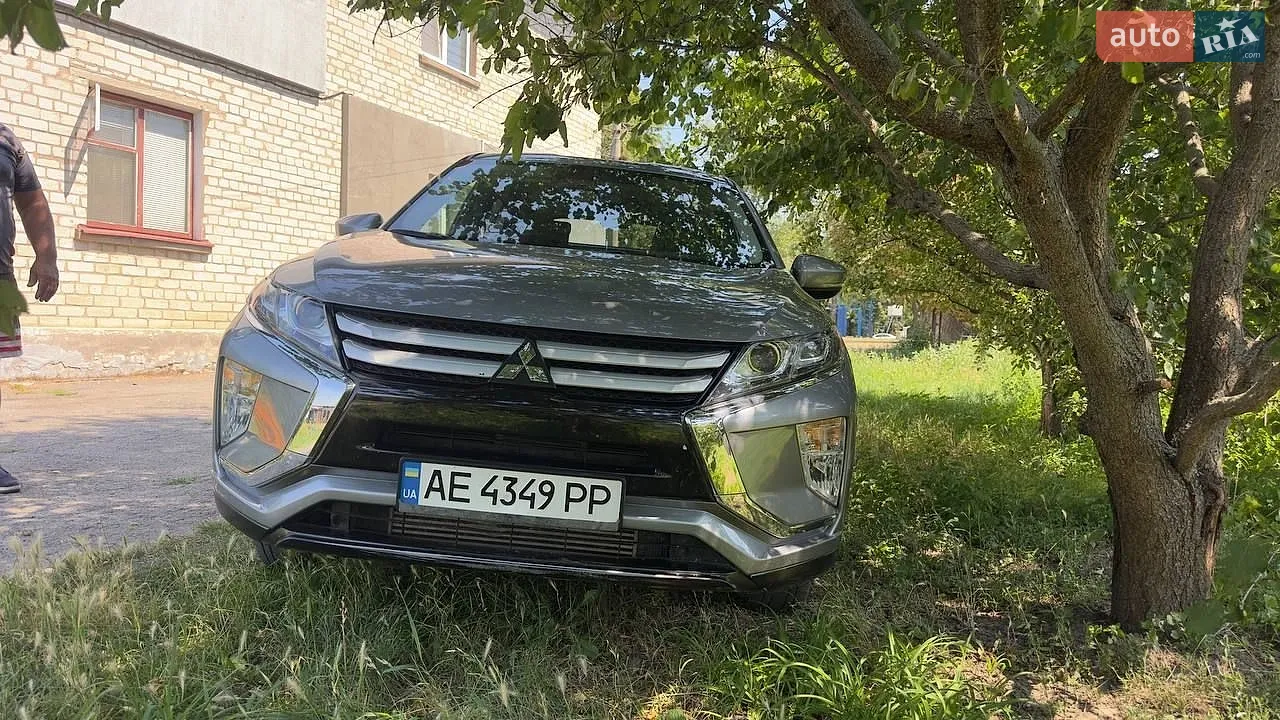 2019 Mitsubishi Eclipse Cross - мініатюра 8