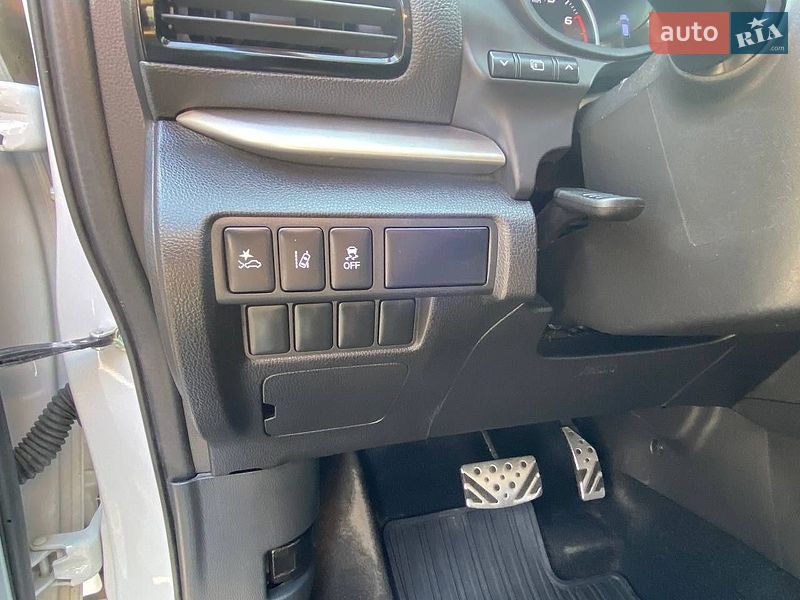Внедорожник / Кроссовер Mitsubishi Eclipse Cross 2021 в Киеве