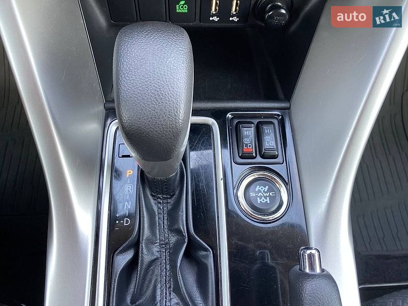 Внедорожник / Кроссовер Mitsubishi Eclipse Cross 2021 в Киеве