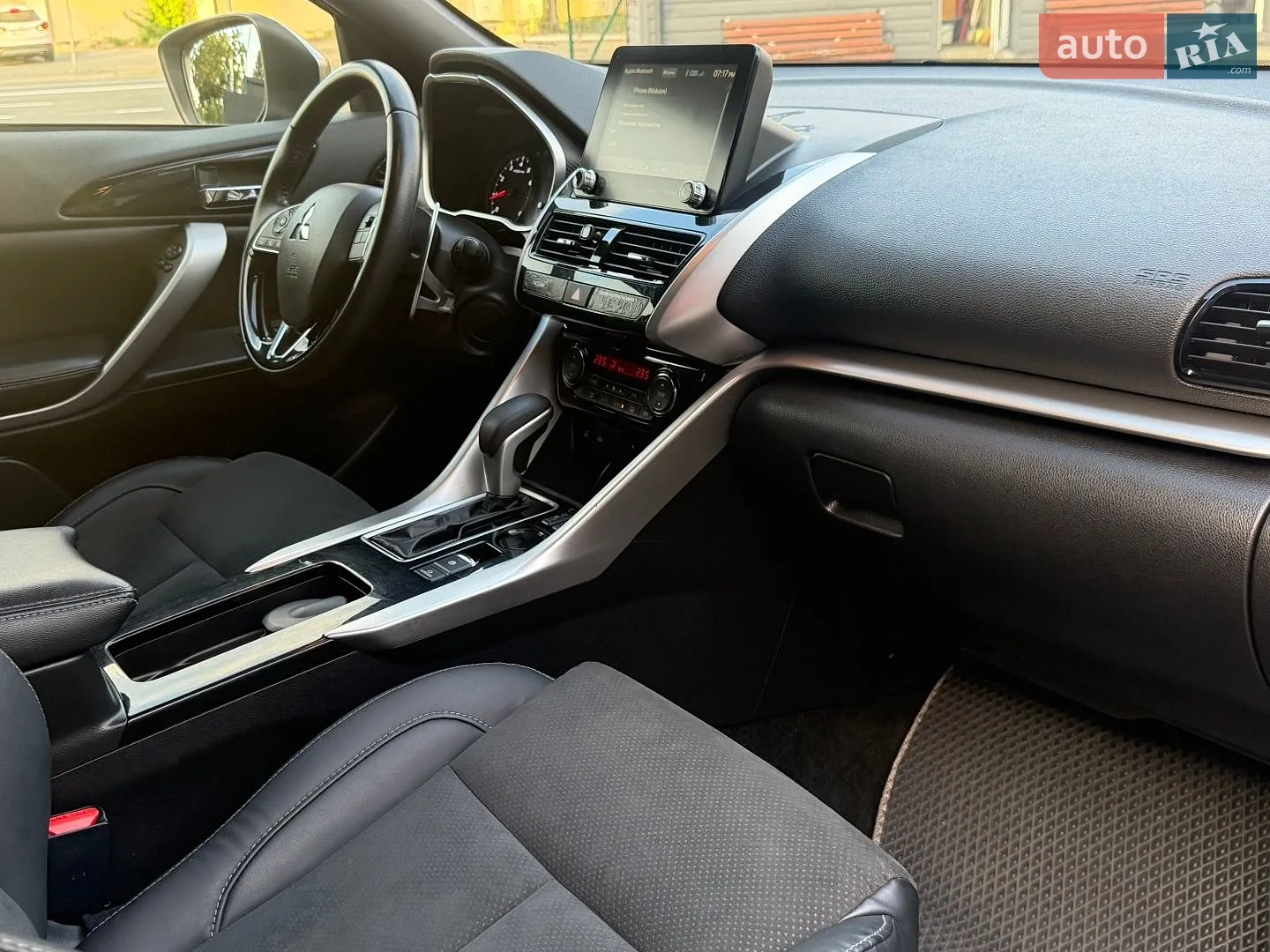 2022 Mitsubishi Eclipse Cross - мініатюра 27