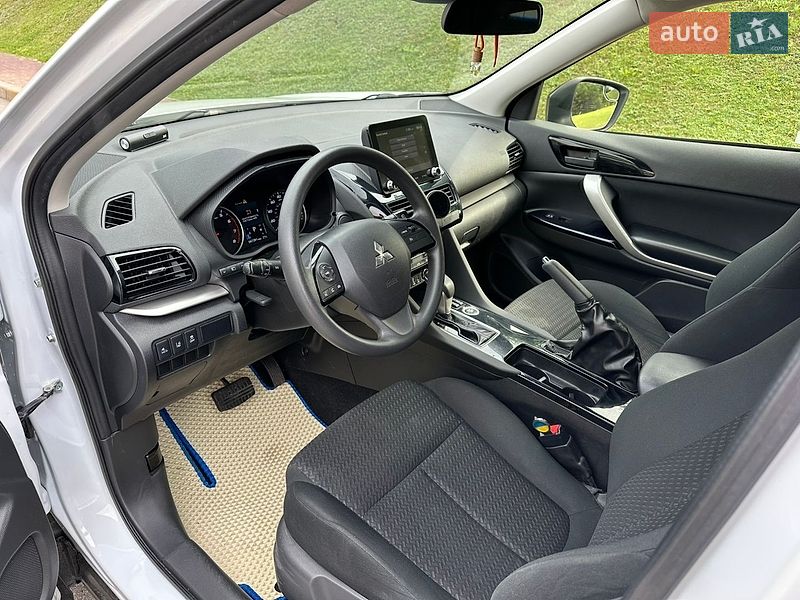 Внедорожник / Кроссовер Mitsubishi Eclipse Cross 2022 в Киеве фото 13 Внедорожник / Кроссовер Mitsubishi Eclipse Cross 2022 в Киеве