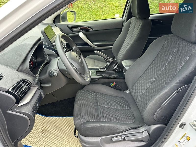 Внедорожник / Кроссовер Mitsubishi Eclipse Cross 2022 в Киеве фото 14 Внедорожник / Кроссовер Mitsubishi Eclipse Cross 2022 в Киеве