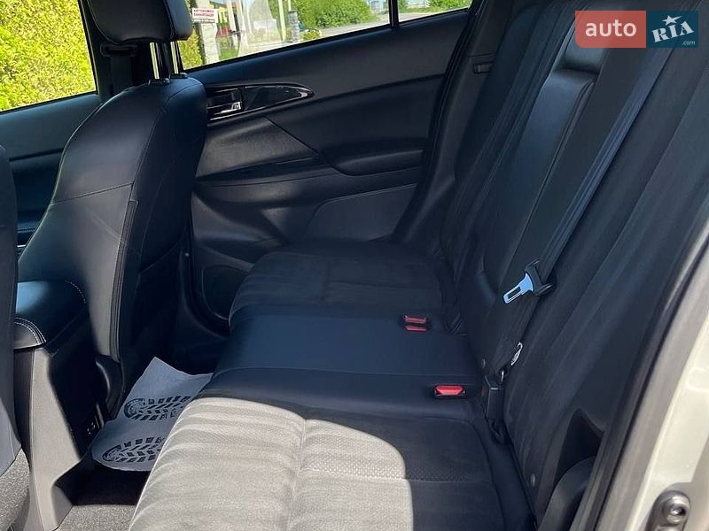 Позашляховик / Кросовер Mitsubishi Eclipse Cross 2024 в Львові