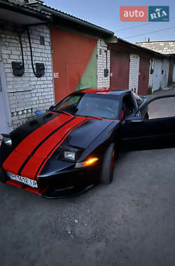 Купе Mitsubishi Eclipse 1990 в 