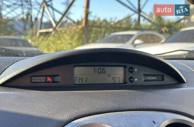 Купе Mitsubishi Eclipse 2011 в 
