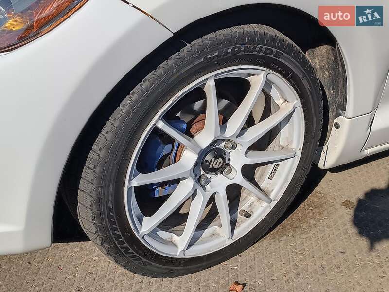 Купе Mitsubishi Eclipse 2011 в Харкові