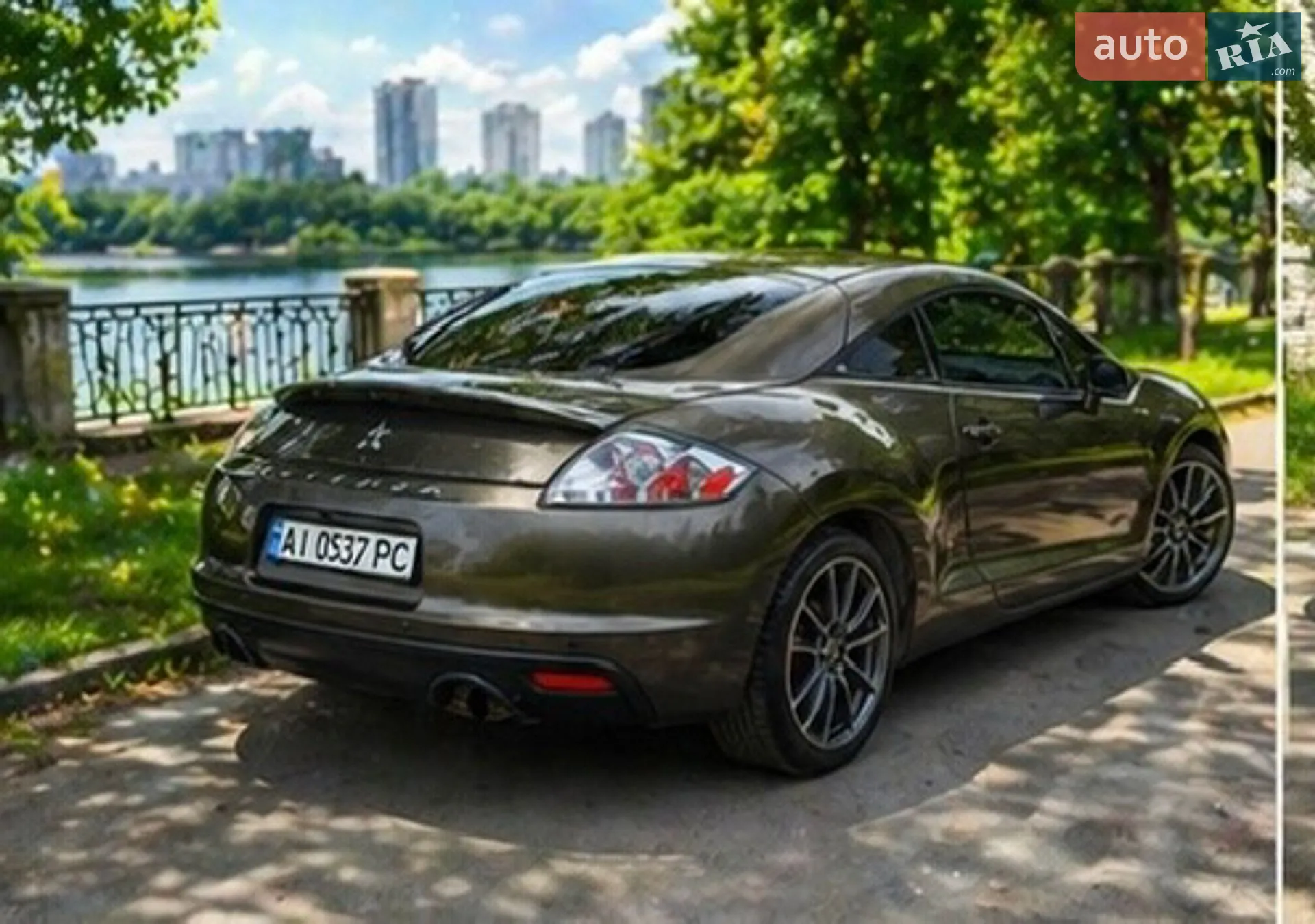 2011 Mitsubishi Eclipse - мініатюра 2