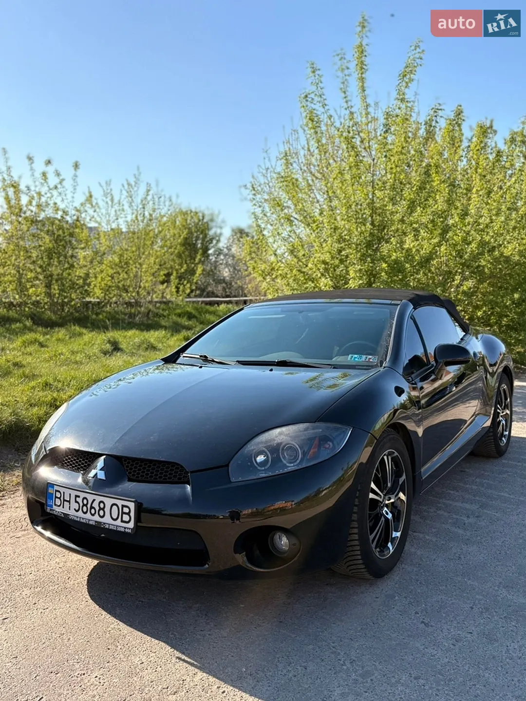 2010 Mitsubishi Eclipse - мініатюра 31