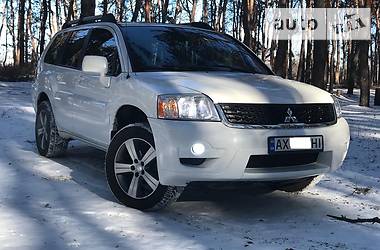 Позашляховик / Кросовер Mitsubishi Endeavor 2011 в 