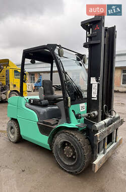 Вилочный погрузчик Mitsubishi FD 2011 в Чемеровцах