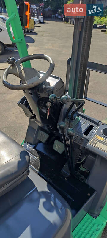 Вилочний навантажувач Mitsubishi FG 2006 в Черкасах