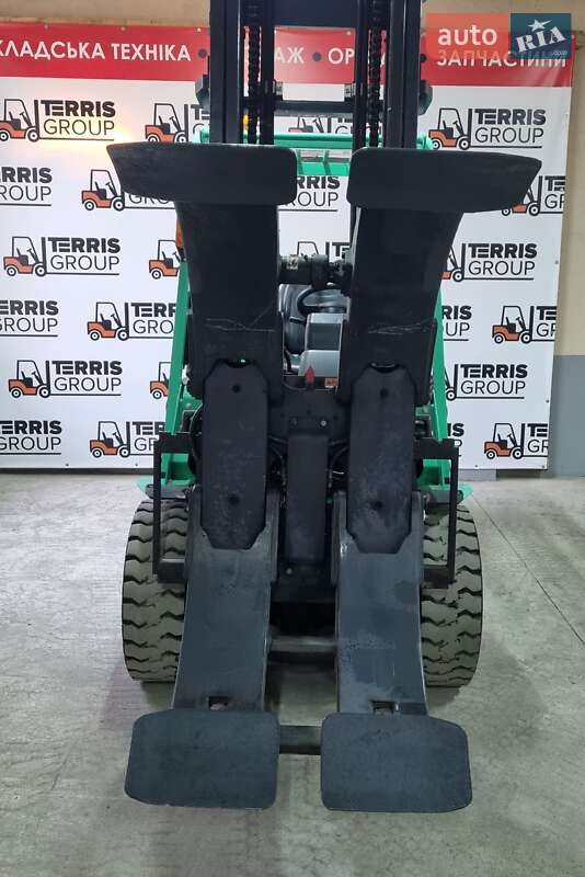 Вилочний навантажувач Mitsubishi FG 2017 в Вінниці