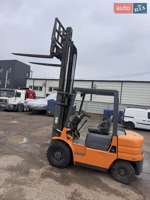 Вилочный погрузчик Mitsubishi FG 2000 в Одессе фото 6 Вилочный погрузчик Mitsubishi FG 2000 в Одессе