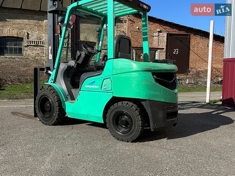 Вилочный погрузчик Mitsubishi FG 2009 в Черкассах