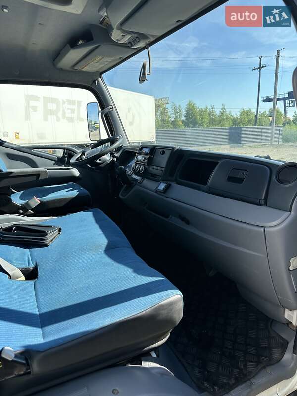 Грузовой фургон Mitsubishi Fuso Canter 2016 в Любомле