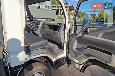 Грузовой фургон Mitsubishi Fuso Canter 2009 в 