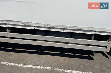 Вантажний фургон Mitsubishi Fuso Canter 1999 в 