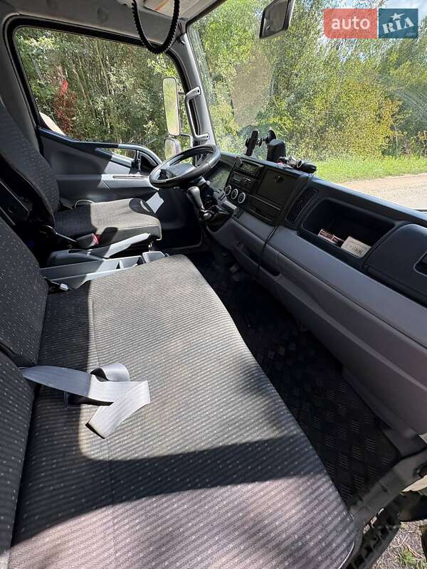 Грузовой фургон Mitsubishi Fuso Canter 2016 в Любомле