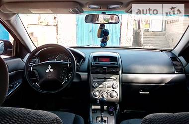 Седан Mitsubishi Galant 2010 в Херсоне