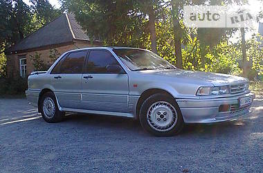 Седан Mitsubishi Galant 1989 в Кропивницком