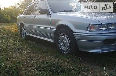 Седан Mitsubishi Galant 1989 в Кропивницком