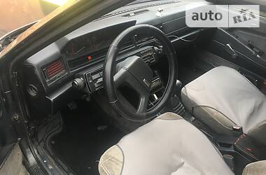 Седан Mitsubishi Galant 1985 в Ананьїві