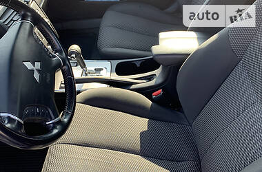 Седан Mitsubishi Galant 2009 в 