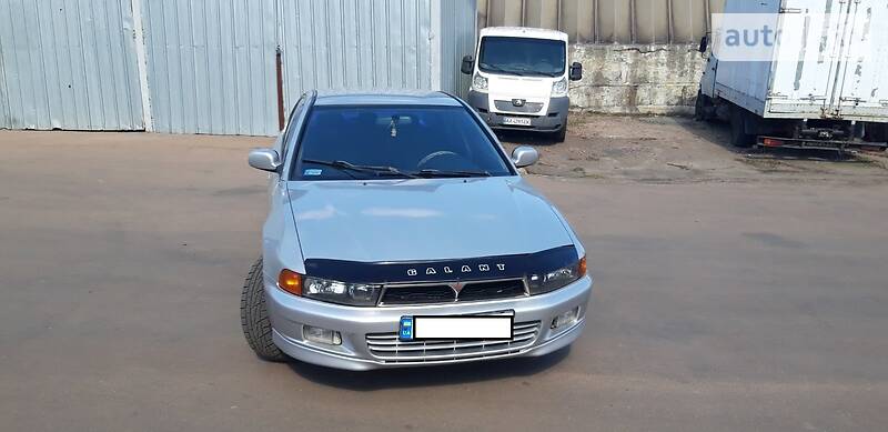 Седан Mitsubishi Galant 2001 в Києві