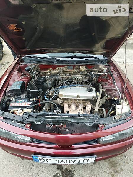 Седан Mitsubishi Galant 1995 в Львові