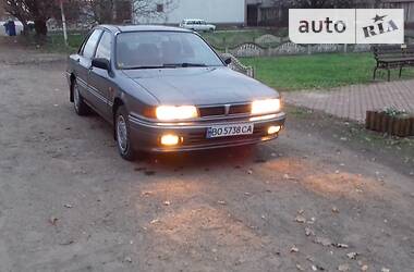 Седан Mitsubishi Galant 1992 в Снятине