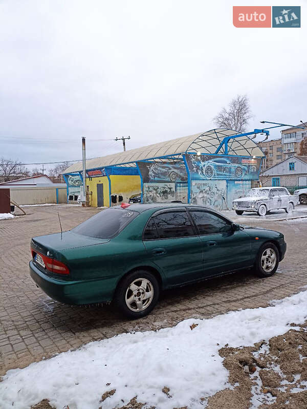 Седан Mitsubishi Galant 1996 в Первомайске
