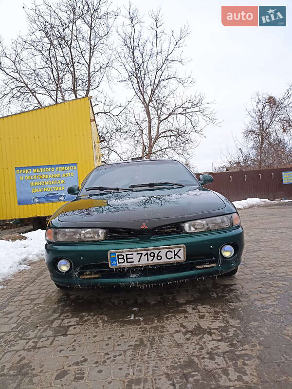 Седан Mitsubishi Galant 1996 в Первомайске