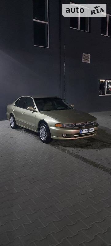 Седан Mitsubishi Galant 2001 в Киеве