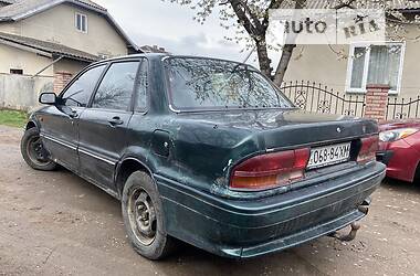 Седан Mitsubishi Galant 1989 в Залещиках