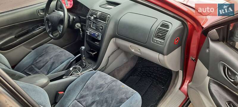 Седан Mitsubishi Galant 1997 в Одесі
