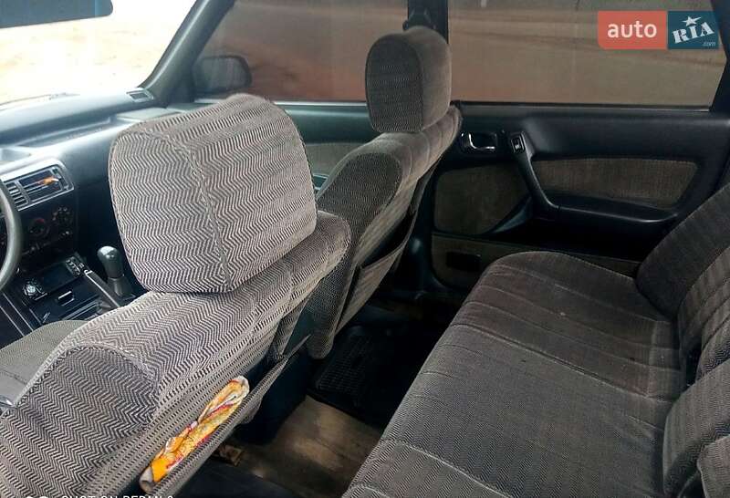 Седан Mitsubishi Galant 1989 в Одессе фото 5 Седан Mitsubishi Galant 1989 в Одессе