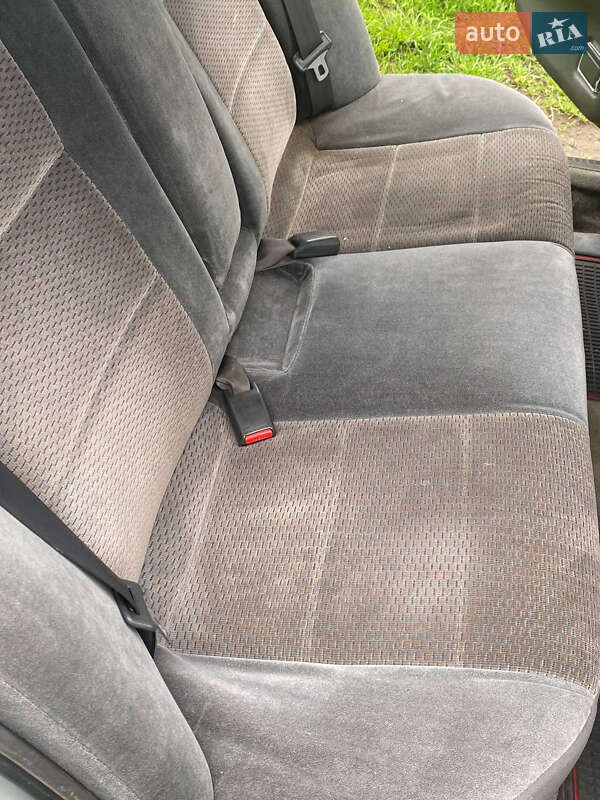 Седан Mitsubishi Galant 1995 в Одесі