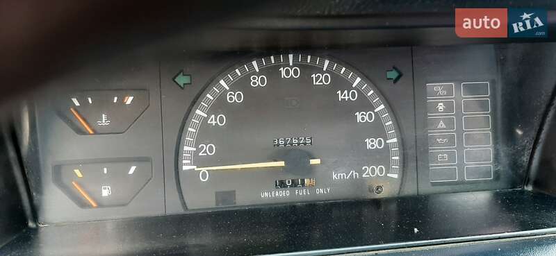 Седан Mitsubishi Galant 1988 в Шептицькому