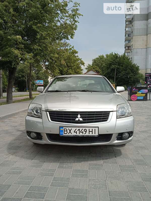 Mitsubishi Galant 2008