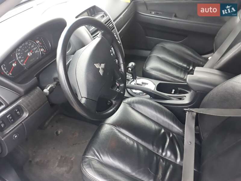 Седан Mitsubishi Galant 2007 в Луцке