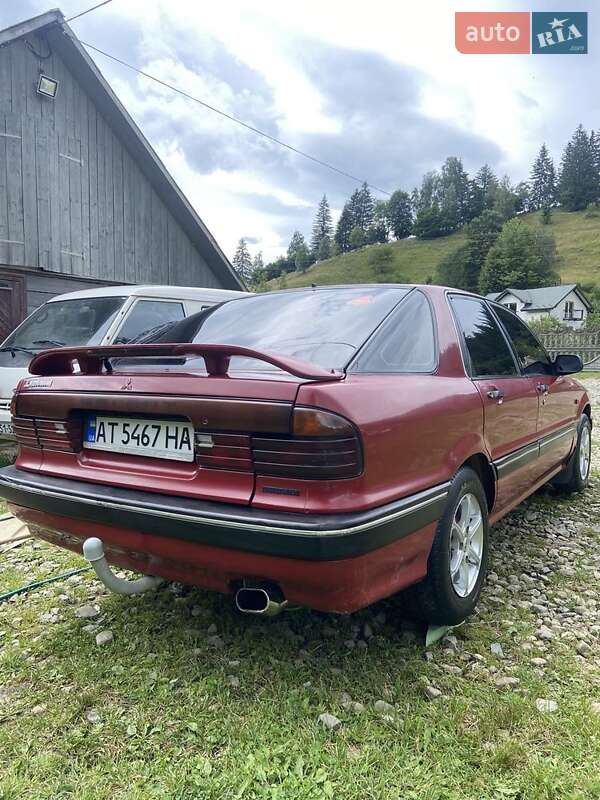 Седан Mitsubishi Galant 1990 в Верховині