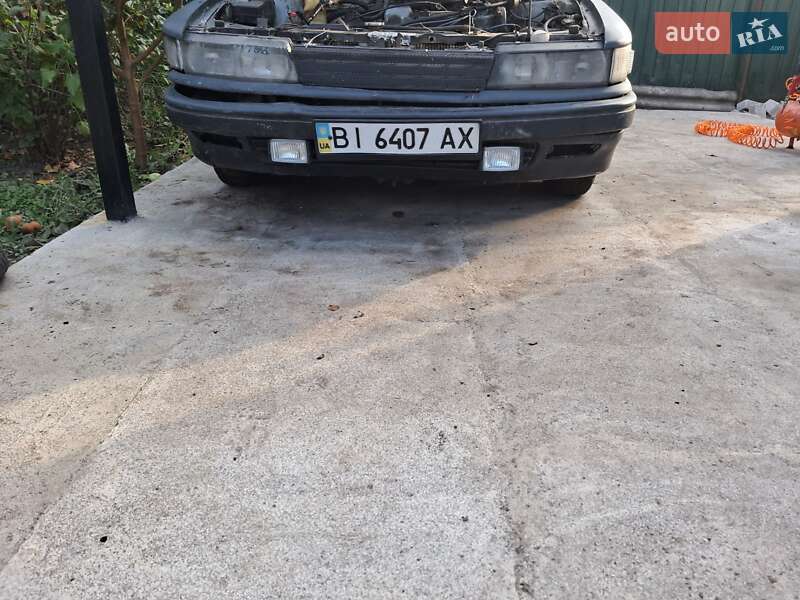 Седан Mitsubishi Galant 1988 в Полтаве